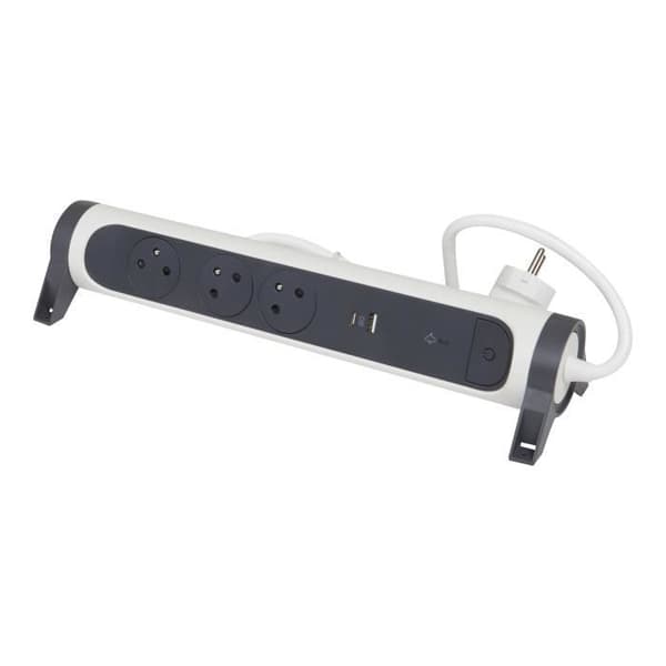 LEGRAND Multi-socket FB 3x2P+E prenium överspänningsskydd USB A+C 1,5m vit/