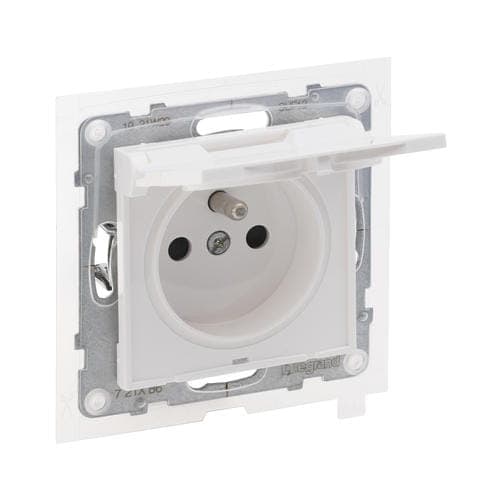 Yksittäispistorasia valkoinen 2P+Z 16 A 250V automaattiset liittimet Suno LEGRAND 721186