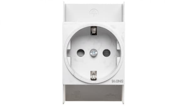 Schuko-moduulipistorasia 10/16A 250V AC luokan I kiskoon, eristetty SN016