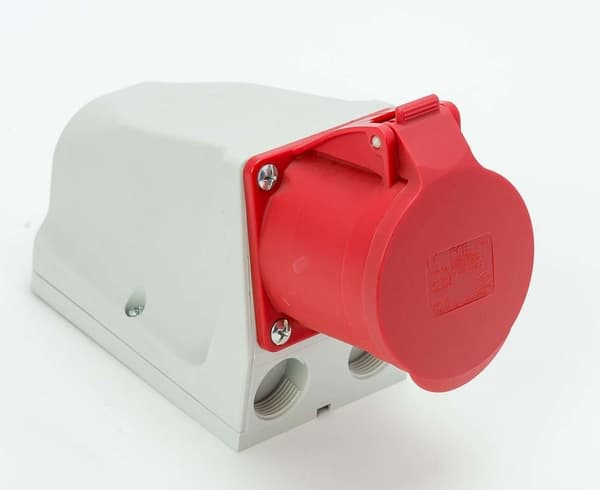 Kiinteä läpivientipistorasia 32A 3P+Z+N 400V IP44