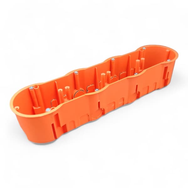 kpl 4-osainen uppoasennusrasia, onttoihin seiniin, ?68 x 272 x 60 mm syvä, 5 kpl.