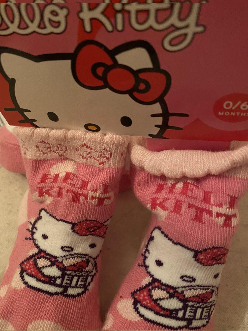 Hello Kitty vauvan sukka
