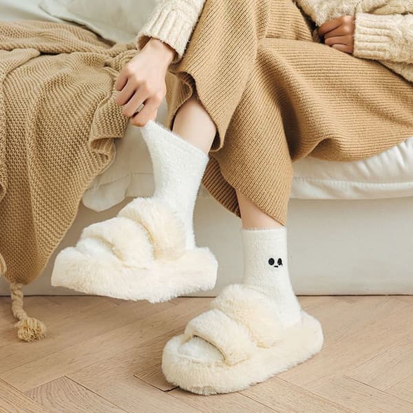 INF 5 Par Pack Fuzzy Socks - Söta Emoji Slipper Socks - Blandade mönster
