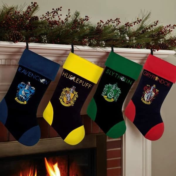 Cinereplikor Harry Potter julstrumpor - 46 cm (Hufflepuff)
