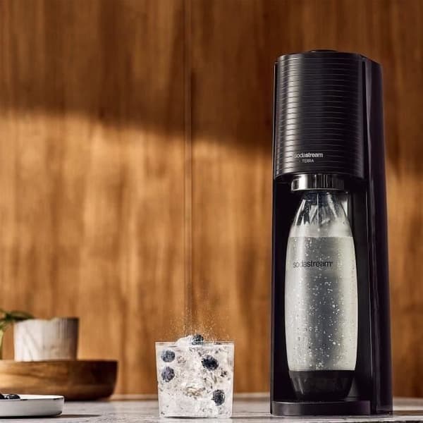Sodamaskin och kolsyrat vatten SODASTREAM - TERRA Svart - 1 diskmaskin-kompatibel flaska - 1 gaspatron 60L