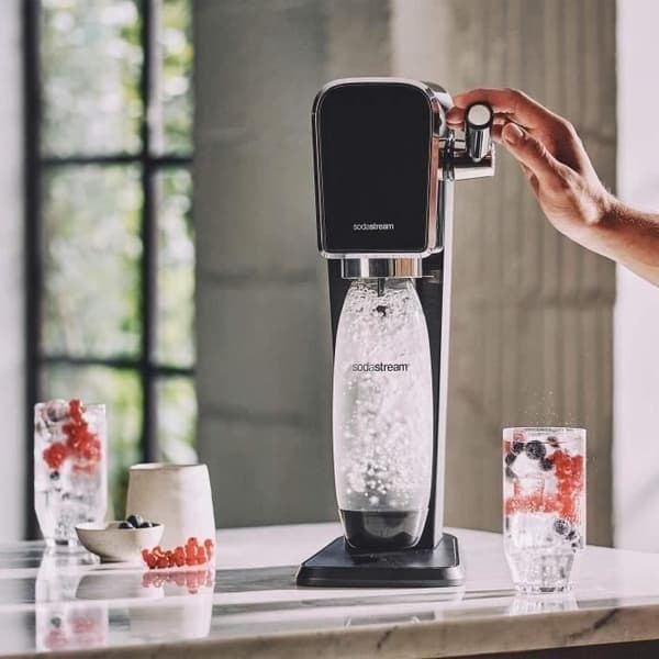 SODASTREAM sodavands- og danskvandsmaskine - ART Black - 2 opvaskemaskine-sikre flasker - 1 60L gaspåfyldning