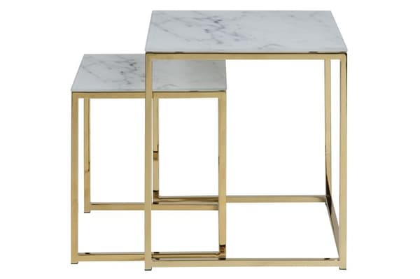 Almaz indskudsborde 2 stk. i glas med marmor print i hvid og ben i gylden chrome.
