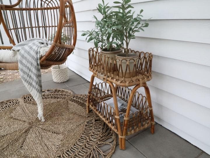 Rottingbord med hylla H60 / L52 / W26 cm natur