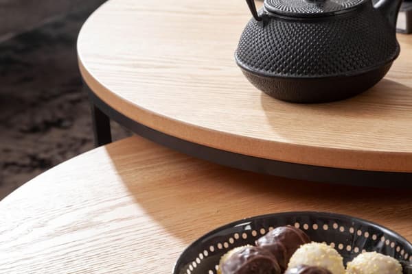 Rootz soffbordsset om 2 trä - soffbord i metall runt ek modern - Design sidobord 2-delat - Runda vardagsrumsbord - Träbord häckningsbord