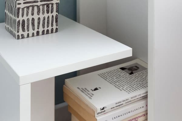 Rootz sidebord 35x29,5x60 cm træ Hvid Design Cantilever sofa - Sofabord lille moderne - Lille sofabord firkantet - Sofabord højt - Smalt bord stue