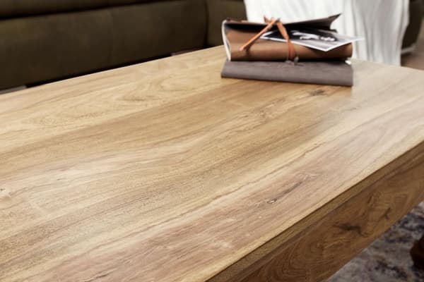 Rootz sofabord massivt træ akacie 110 cm bredt stuebord design naturprodukt landhusstil sidebord