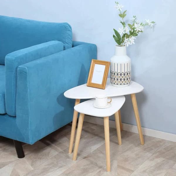Rootz Sidebord - Sengebord - Sæt med 2 sidebord - Trekantet Rede af borde - Endebord med massive træben - Hvid - 59,5 cm x 39,5 cm x 45 cm