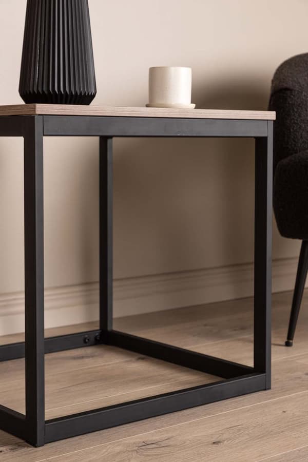 Arbor soffbord , sidobord brun.