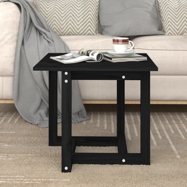 Soffbord svart 50x50x45 cm massivt furu