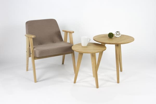 Sydesign två soffbord- två soffbord i trä- soffbord i ek