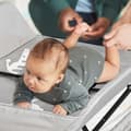 Miniatyrbillede 6 af 7: Sandfarvet Baby Udviklingsbord Tavalax