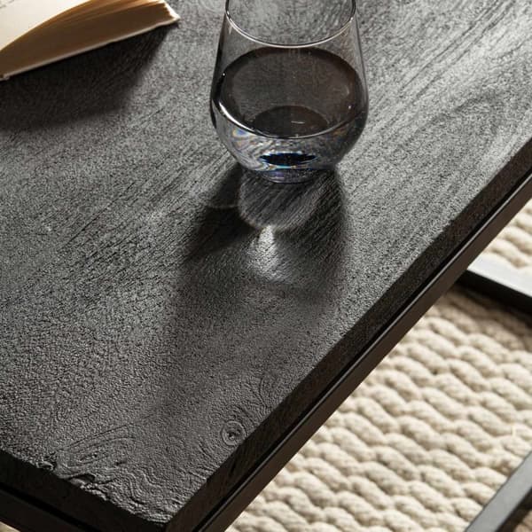 Rootz Modern Design Sofabord - Firkantet bord - Håndlavet - Mangotræ - Sort - Unik - Anti-Slip Nubs - 60cm x 60cm x 35cm