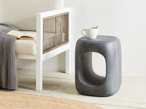 Sidobord Accent Grå MgO Glasfiber Marmoreffekt UV Fläck Rost Vatten Vindtålig Modern Utomhus Vardagsrum