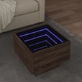 Miniatyrbild 1 av 10: Soffbord med LEDs brun ek 40x40x30 cm konstruerat trä