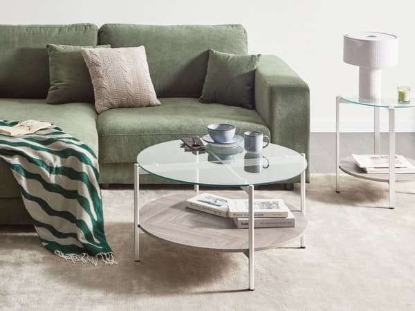 Sofabord sølv med glasplade i lyst træ metalramme med hylde rundt moderne design