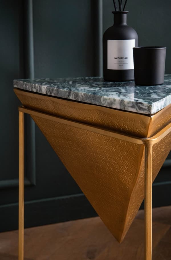 Rootz Triangular Side Table - Moderne sidebord - Marmorbord - Unikt design - 37 cm x 37 cm x 53 cm