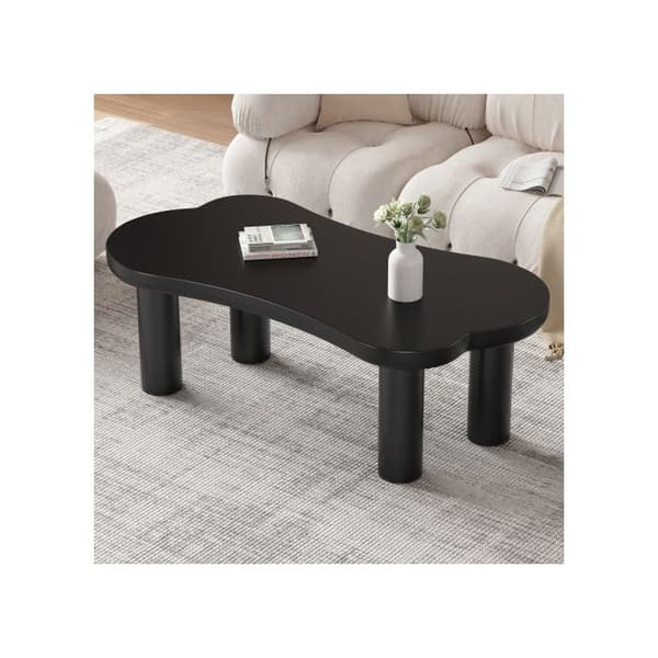 Soffbord i oregelbunden benform, längd 113 cm, bredd 58 cm, höjd 40,5 cm, skiva MDF