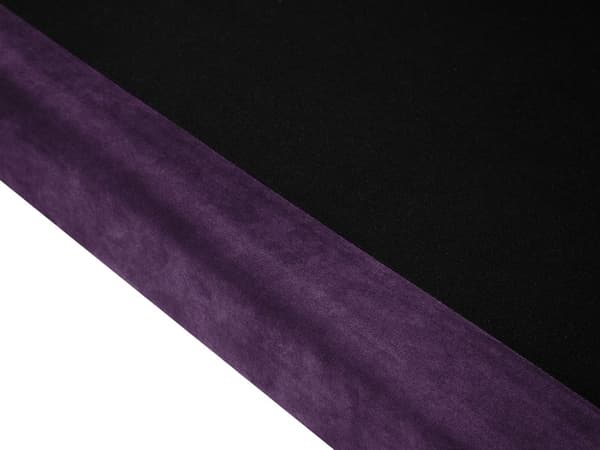 Sohva purppura kolmelle samettiverhoilu puujalat irrotettavat tyynynpäälliset retro