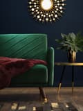 Miniatyrbillede 4 af 11: Sovesofa Smaragdgrøn Mørkt Træ Velour 3 pers Retro Glam Moderne Design Polyester Gummitræ Eukalyptustræ Grøn Fløjl Sofa Stue Indretning Møbel