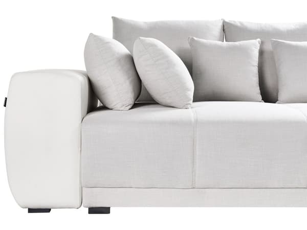 Beige 4-personers sofa ekstra hynder sølvben moderne stil