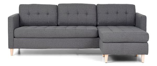 Marino sofa, sjeselong høyre eller venstrevent i stoff lys grå, med treben.