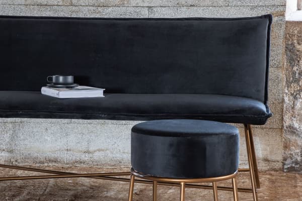 Pippi sofa 3 seter velour svart.