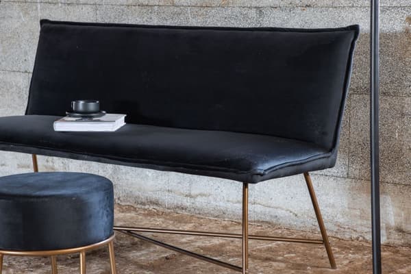 Pippi soffa 3-sits velour svart.