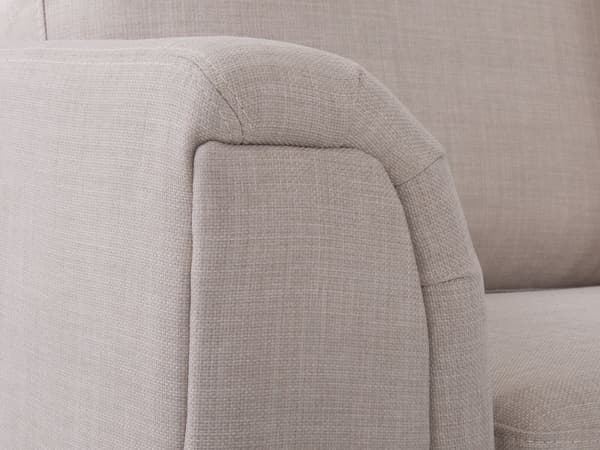 Hjørnesofa i beige stoff med polstring L-formet, venstrevendt