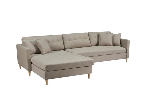 Marino Deluxe sjeselongsofa høyre eller venstrevent med puter stoff sandfarget.