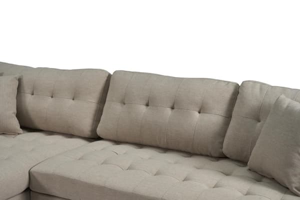 Marino Deluxe sjeselongsofa høyre eller venstrevent med puter stoff sandfarget.