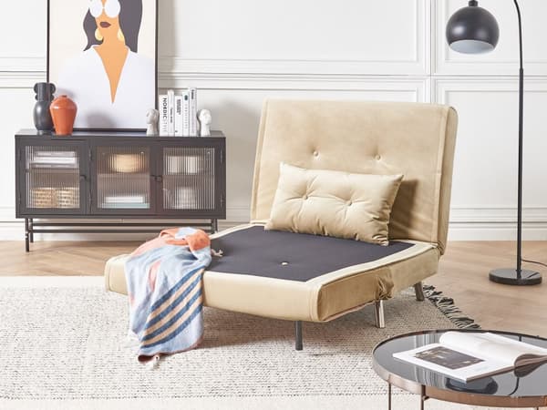Sovesofa beige veloursofa til stuen med sovefunktion metal sølv ben pude moderne design