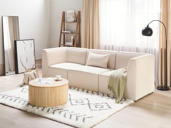 Sohva vaalea beige kolmelle vakosamettiverhoilu modulaarinen koristetyyny minimalistinen