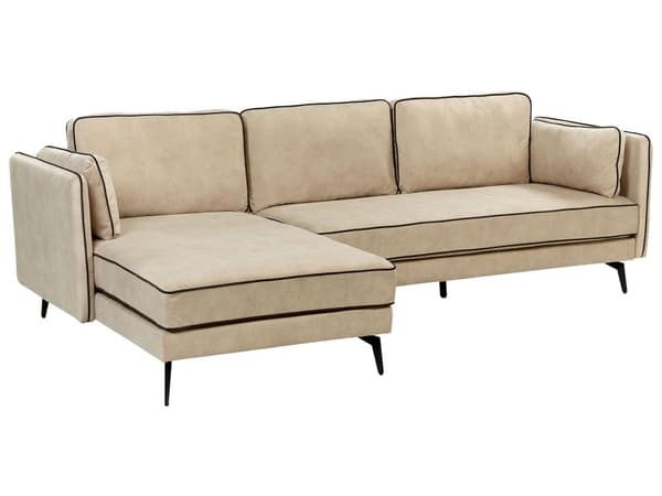 Kulmasohva beige kolmelle samettiverhoilu metallijalat oikea koristetyynyt moderni