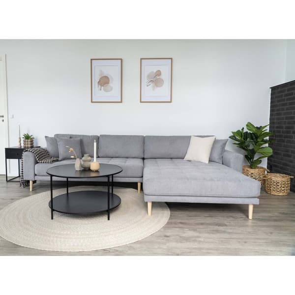 Lido sofa , lenesofa høyrevent med 4 puter lysegrå.