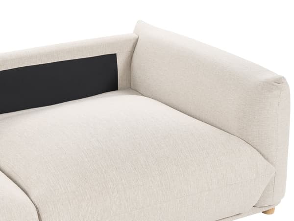 Sohva vaalea beige polyesteri kangasverhoilu kolmelle koristetyynyillä