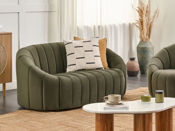 2-seters sofa mørkegrønn fløyel moderne retrodesign tuftet sete lav rygg