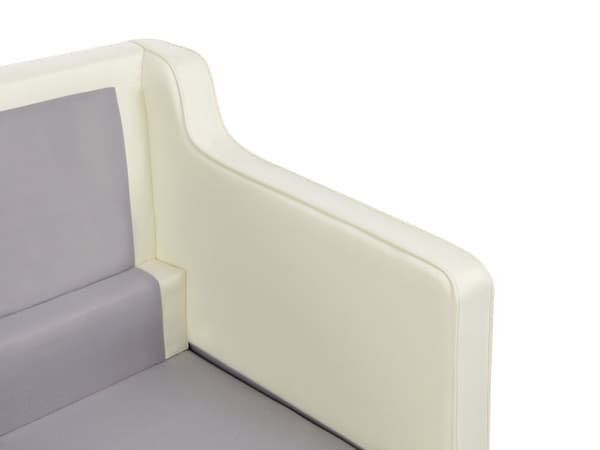 3-seters sofa i offwhite stoff Ben Eiketre Klassisk Stue fra midten av århundret