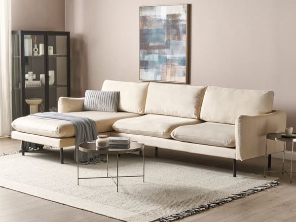 Hjørnesofa lys beige 4-personers fløjlspolstring aluminiumsben hynder moderne retro