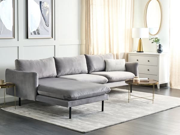 Hjørnesofa i grått fløyelsstoff og svarte ben Moderne retrostil