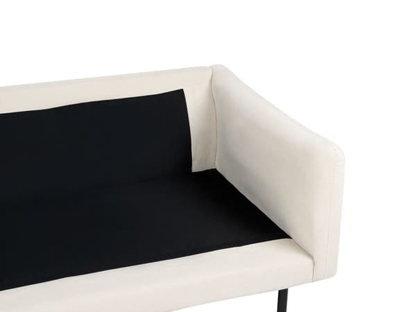 Sohva vaalea beige kolmelle kangasverhoilu alumiinijalat pehmusteet moderni retro