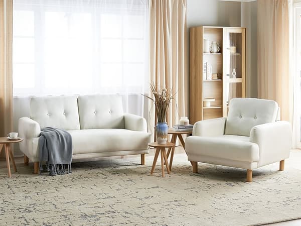 Sohva luonnonvalkoinen kangas verhoiltu puujalat kahdelle nappikoristeltu olohuoneen retro minimalistinen tyyli