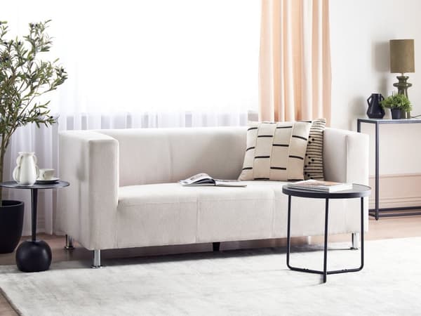 Sofa med hvidt Chenille stofbetræk til 3 personer med sølvfarvede metalben i moderne stil