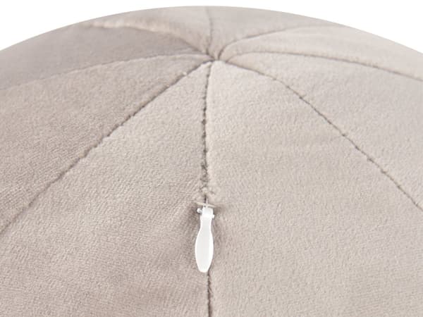 3-seters Sofa Taupe Fløyel Stoff Myk Nubby med Ekstra Kasteputer Retro Glam Art Dekor Stil