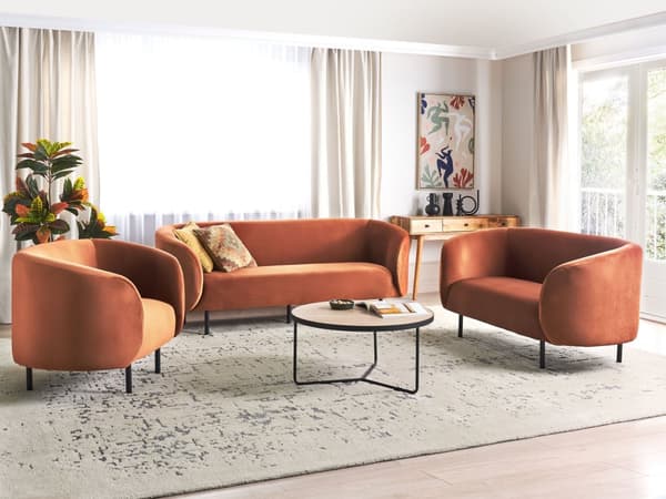 3-seters Sofa Oransje Fløyel Stoff Myk Buet Design Svarte Ben Moderne Kunst Dekor Stil