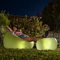 Miniatyrbild 10 av 11: Uppblåsbar fåtölj med flerfärgad LED och fjärrkontroll Chight InnovaGoods